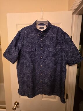 Chaps Men's Navy Blue Short-Sleeve Button-Up Shirt